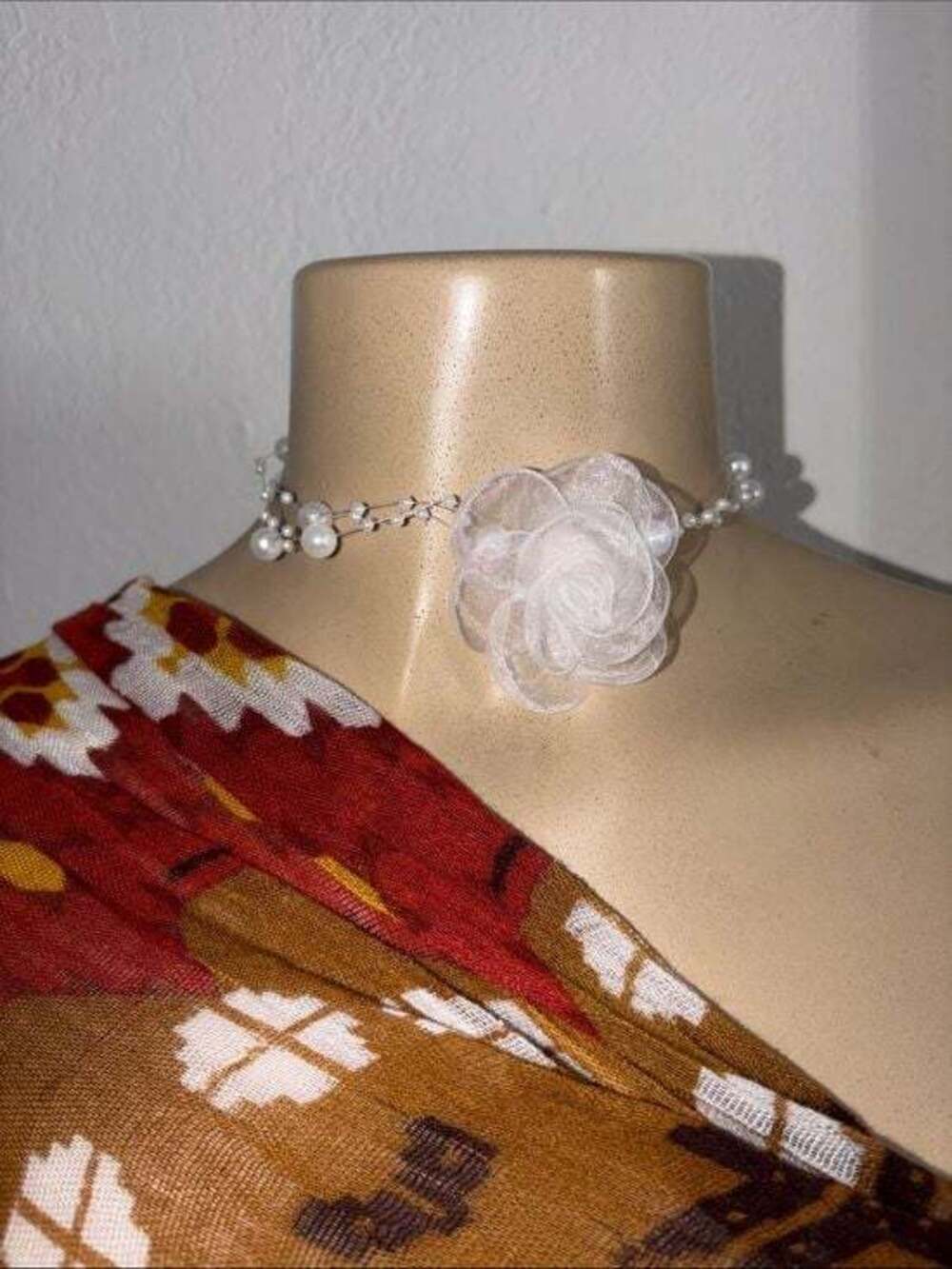 White Floral Pearl Choker Necklace - Women Jewelry